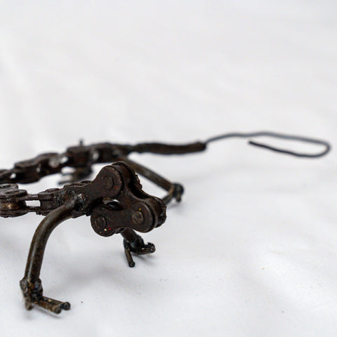 Metal sculpture lizard - small
