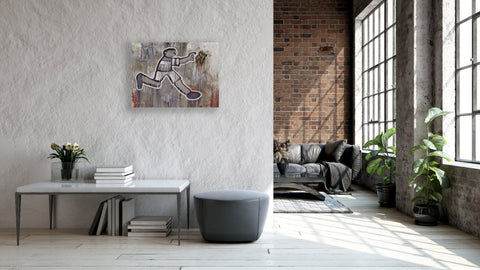 Gemälde, Mixed Media auf Leinwand, „Pubic hair“ vom afrikanischen Künstler Khaya Sineyile in einem Industrial-Stil gehaltenen Wohnraum über einem Tisch mit Büchern, auf dem Kunstwerk ist ein im Comicstil gemalter Junge zu sehen, der einem Schmetterling hinterher läuft