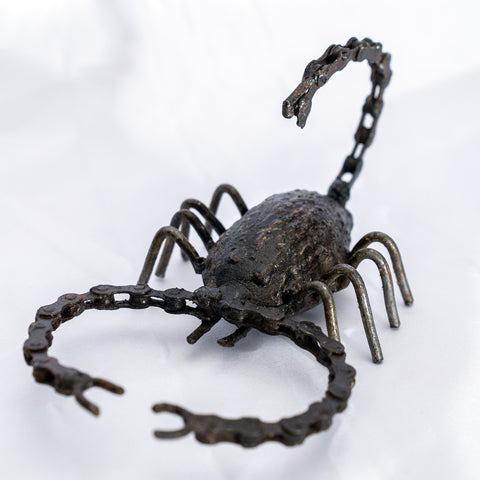 Metallskulptur Skorpion